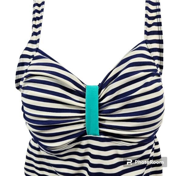 Beach Bump Maternity Navy/White Striped Tankini Top Size Medium - Picture 2 of 6